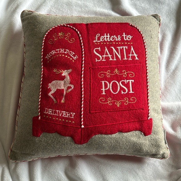 Large Christmas Pillow - New - Picture 1 of 4
